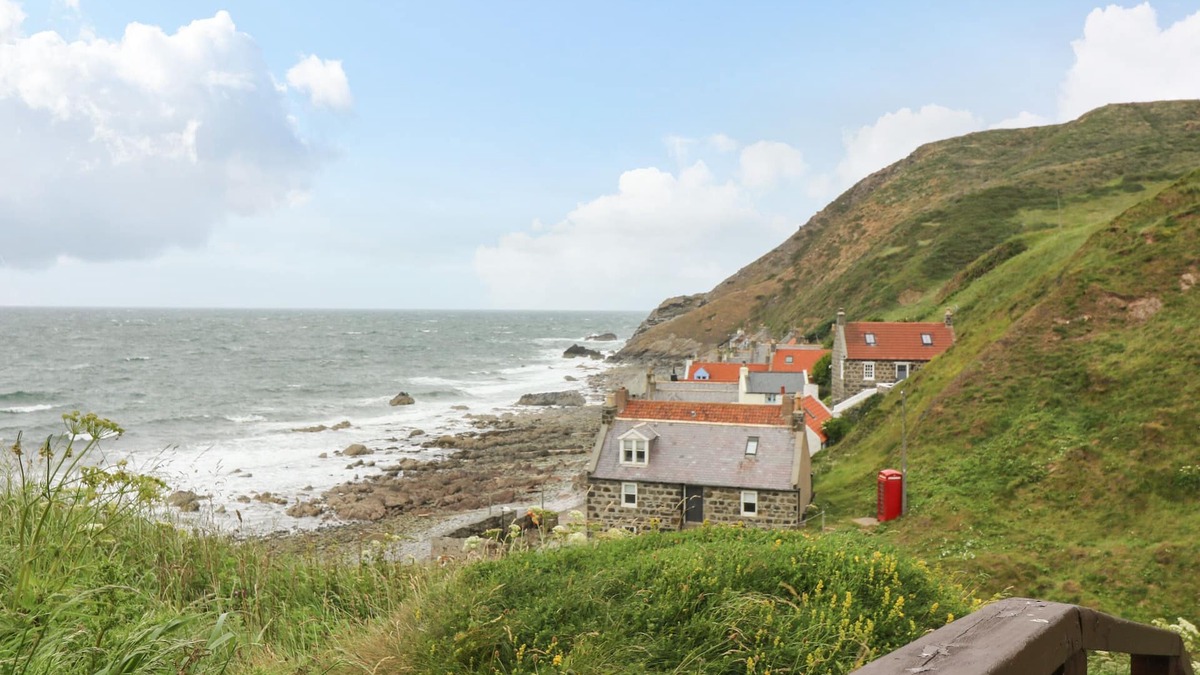 Banff Cottage | 49 CROVIE VILLAGE, character holiday cottage in Crovie