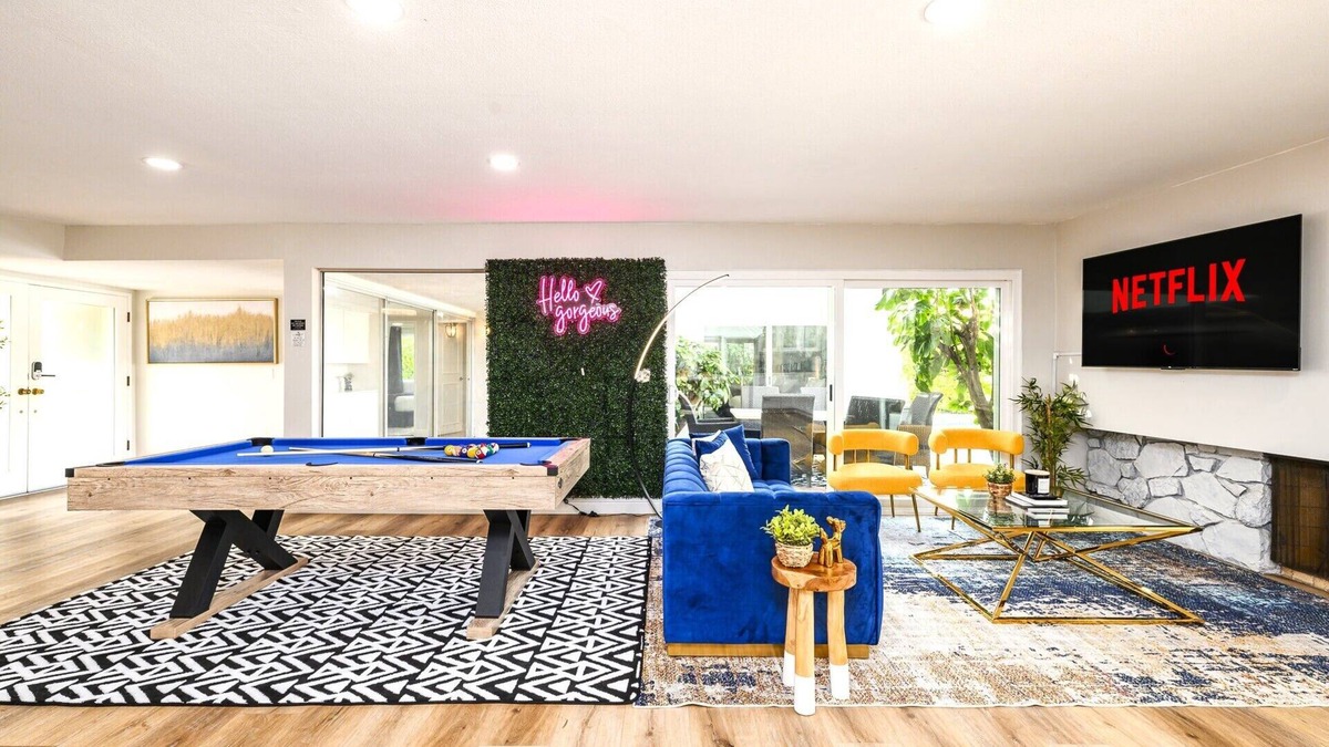 Fullerton House | 4BD Disney Magic Retreat: Arcade + Pool