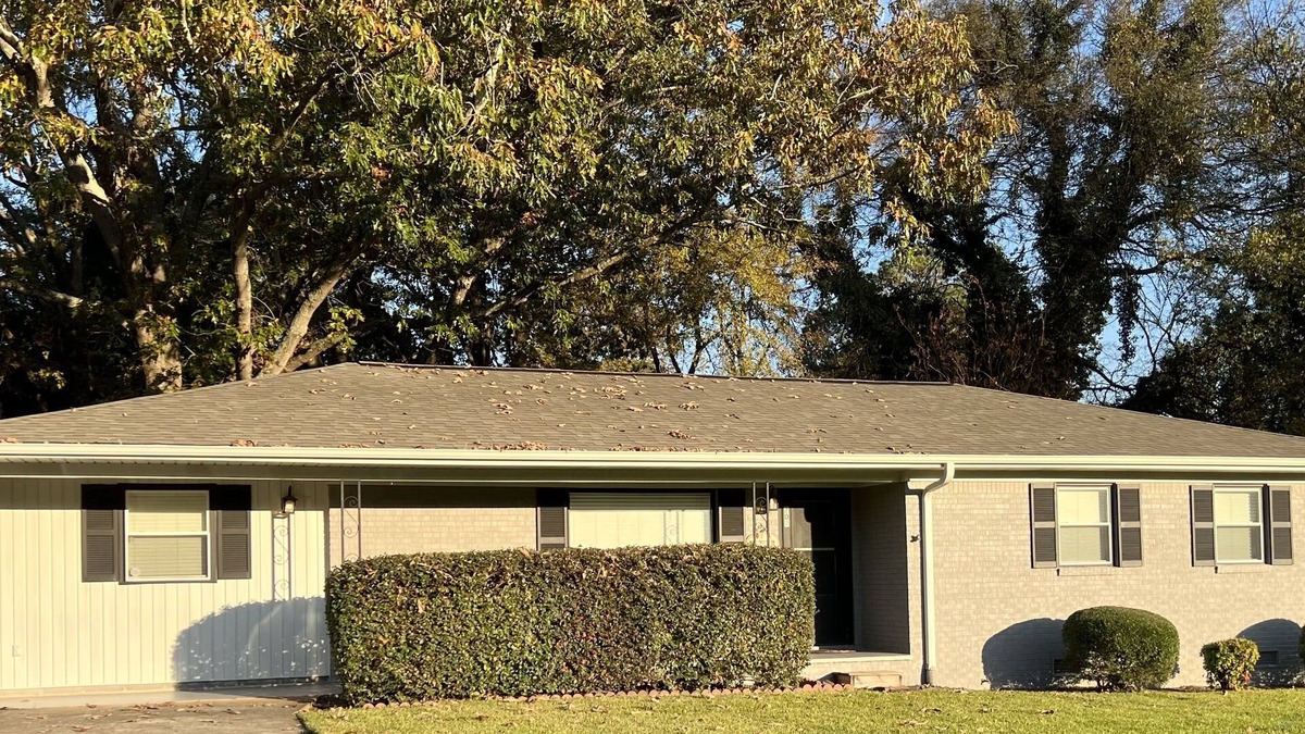 Madison House | 4BD House near Orion, Space & Rocket, Airport, Trash Panda Stadium,Research Park
