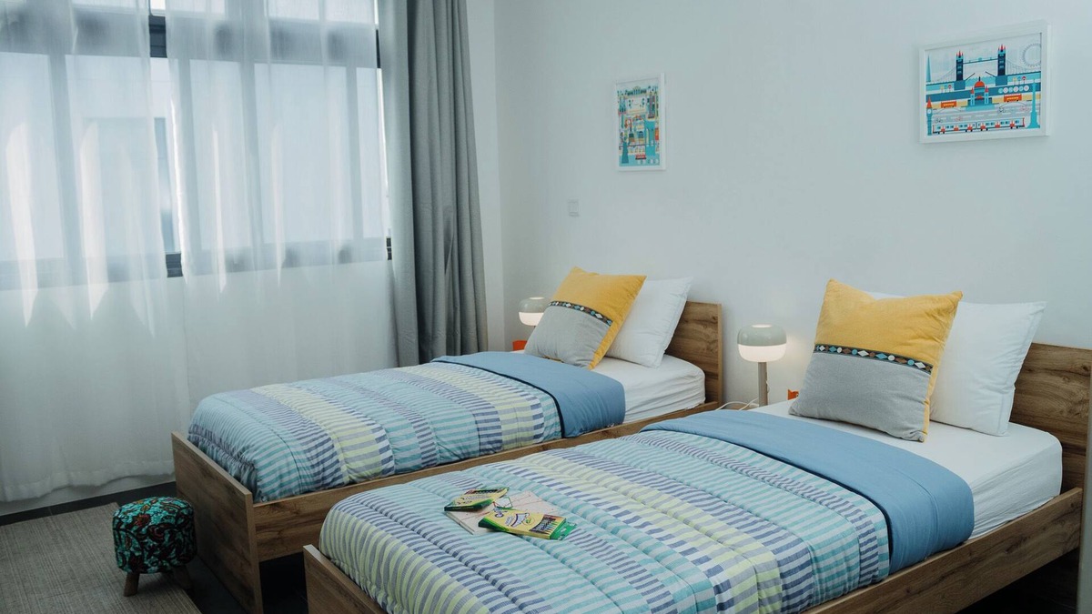 Oyarifa House | 4Bed Accra Family Home + Pool +Garden