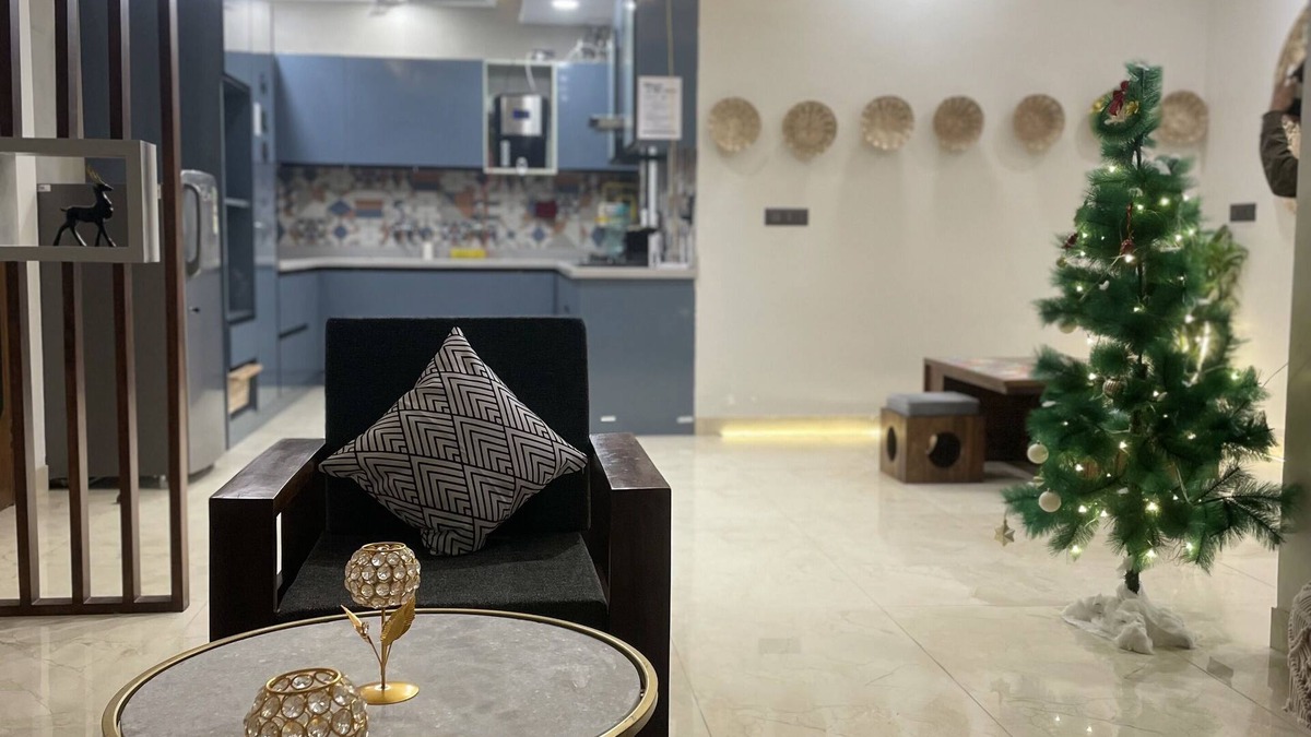 Vasant Kunj Apartment | 4bhk luxurious flat near airportn