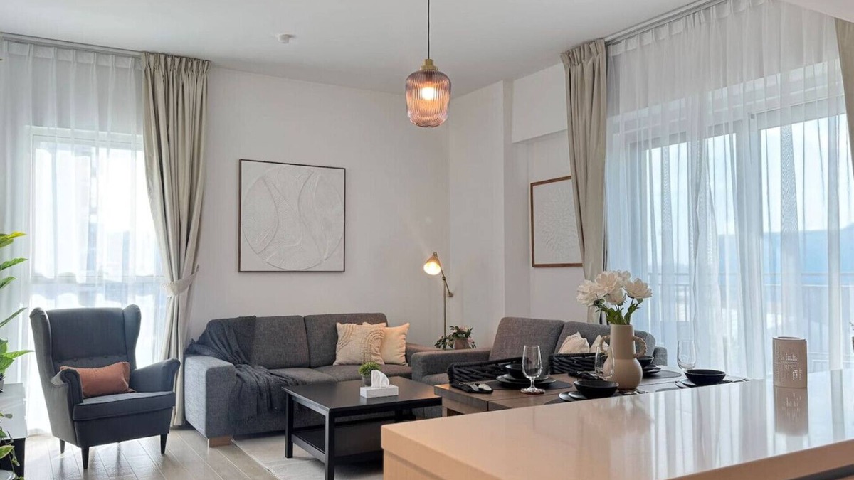 Abu Dhabi Apartment | 4BR Apt Water's Edge: Cozy Comfort & Modern Design
