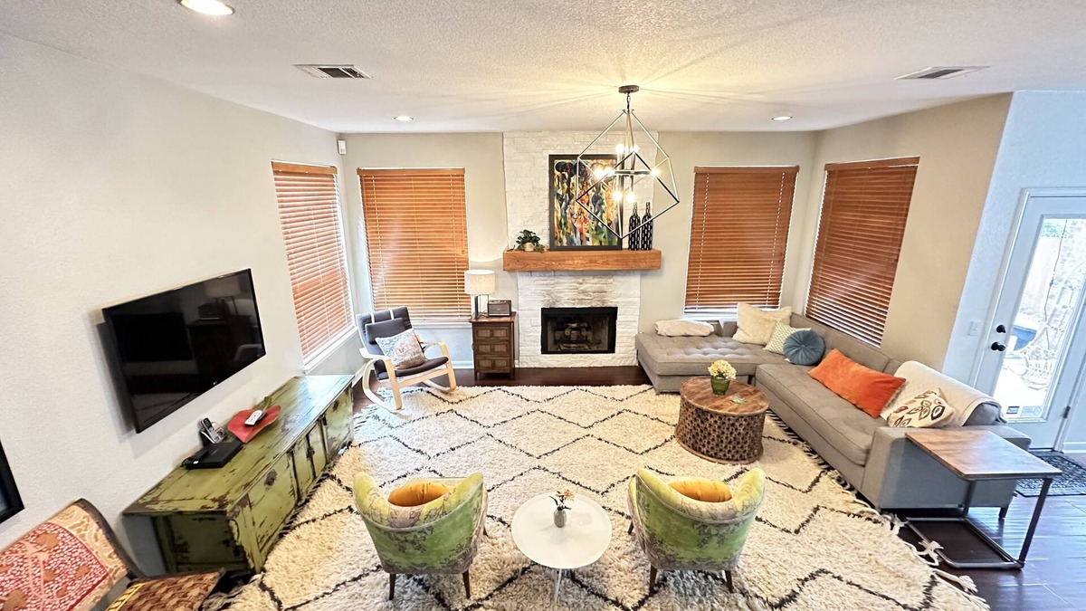 Travis Country House | 4BR Hill Country Home, quiet family friendly neighborhood