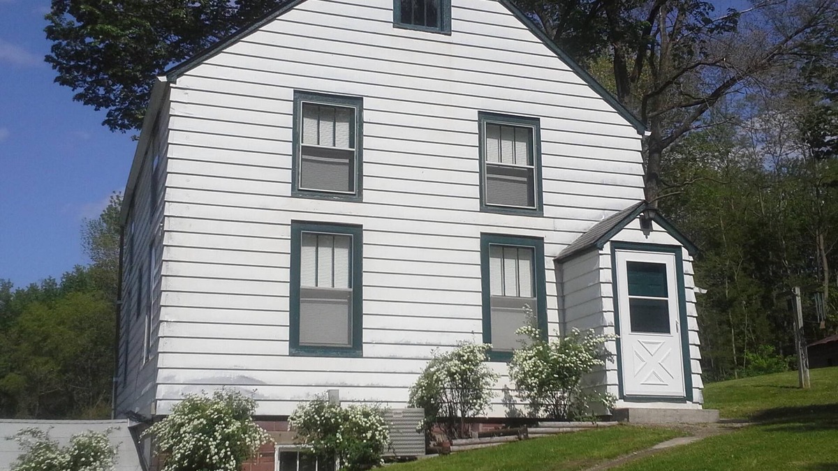 Farmington Other | 4br Wonderful Farm Home for vacationing, reunions, biking, hunting, fishing