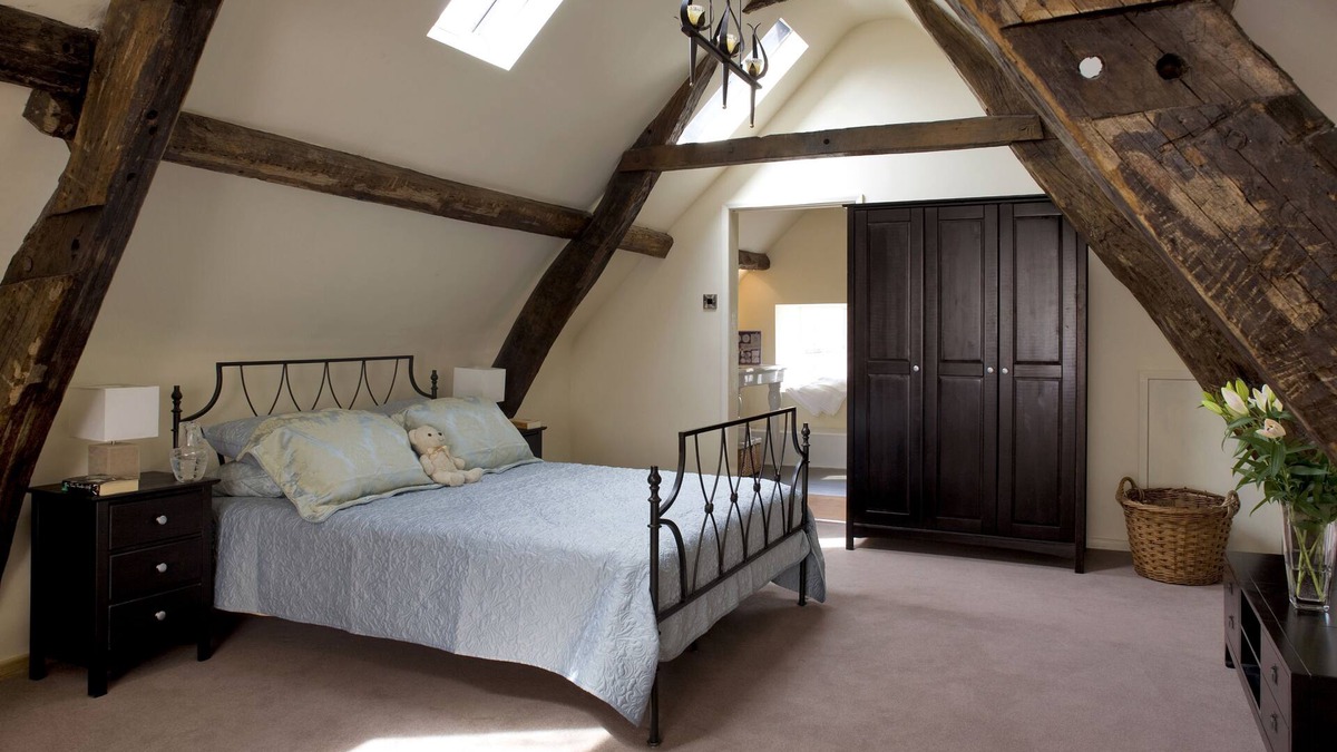 Masham Apartment | 4brm Morton House in Masham town sleeps up to 10 guests