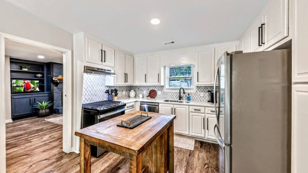 Marietta House | 4BRs Cul-de-sac/Privacy/5 min to I-575 (527)