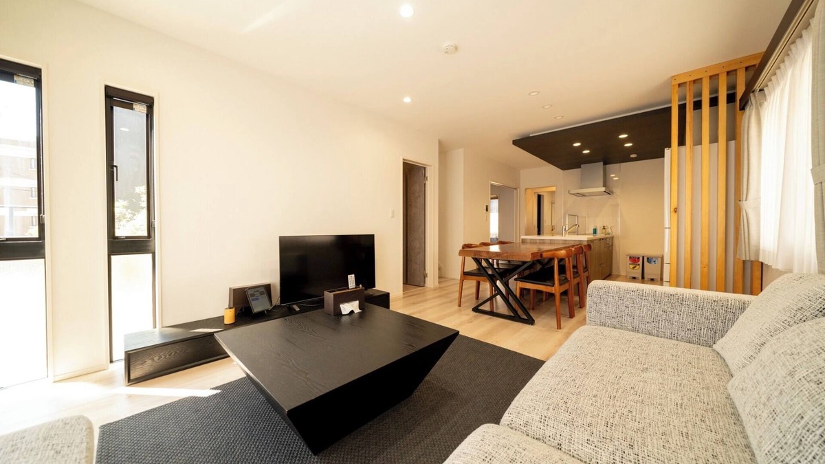 Dazaifu House | 4minute walk from Dazaifu Station max 11 people / Dazaifu Fukuoka