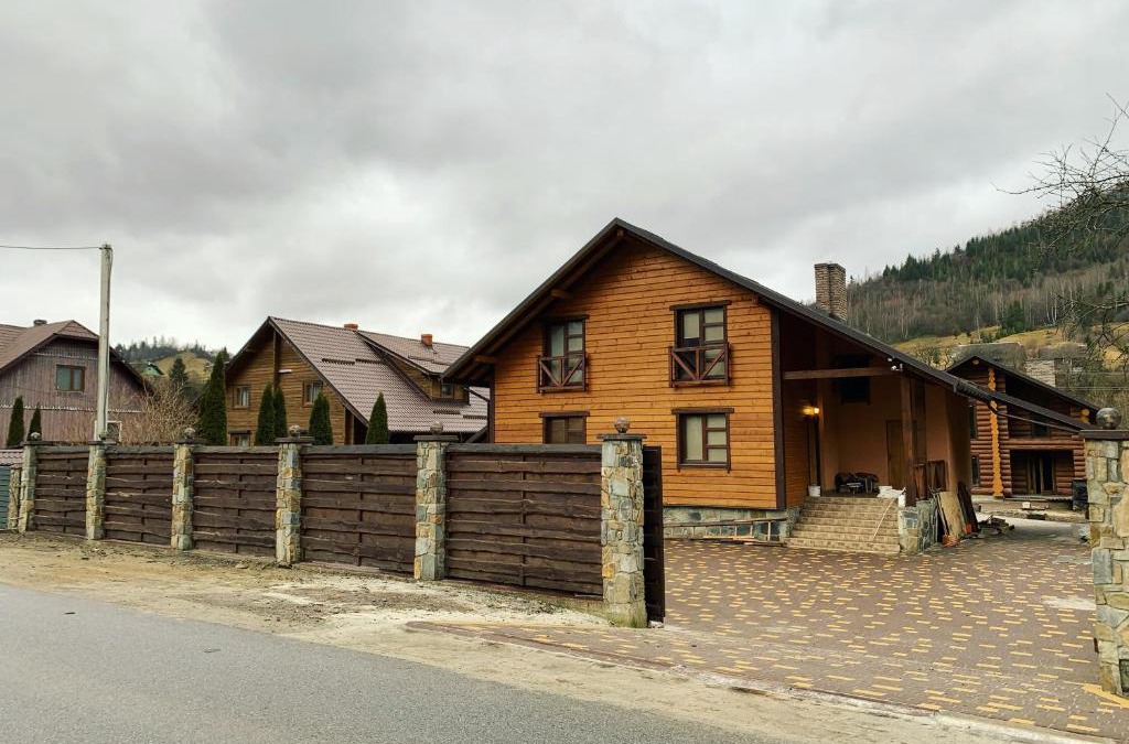 Plavya House | 4REST