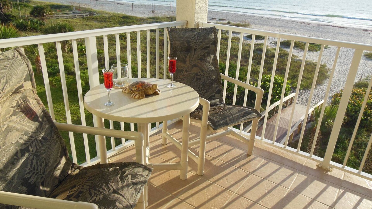 Cocoa Beach Condo | 4th Floor Direct Ocean Front Corner Condo With Fantastic views & reviews