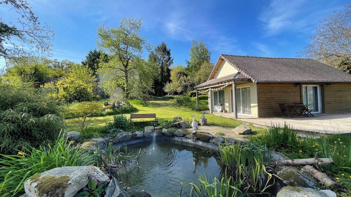 Feugeres House | 5 Acres- PetFriendly- Peaceful Private Yoga Studio