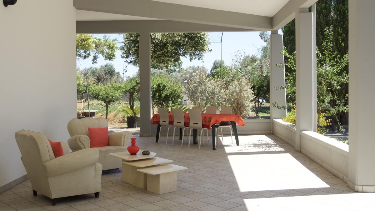 Cutrofiano Villa | 5 * Air Conditioned Villa for 10 people