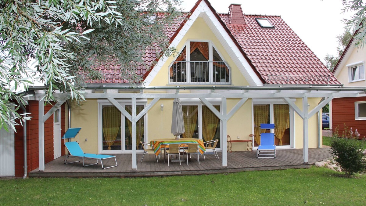 Luessow Apartment | 5 * apartment on the outskirts of Stralsund 1C EC