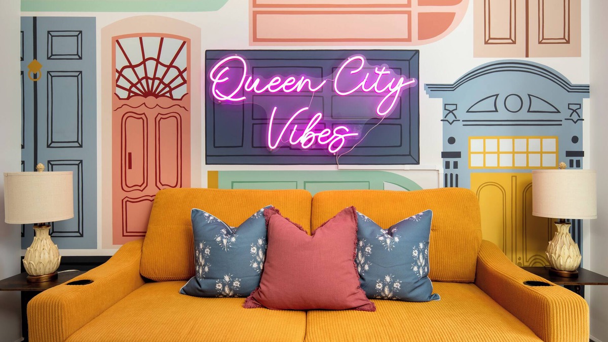 Paw Creek House | 5 Bd 2.5 bath house in Charlotte w/Hot Tub, Game Room, Putting Green, & Fire Pit