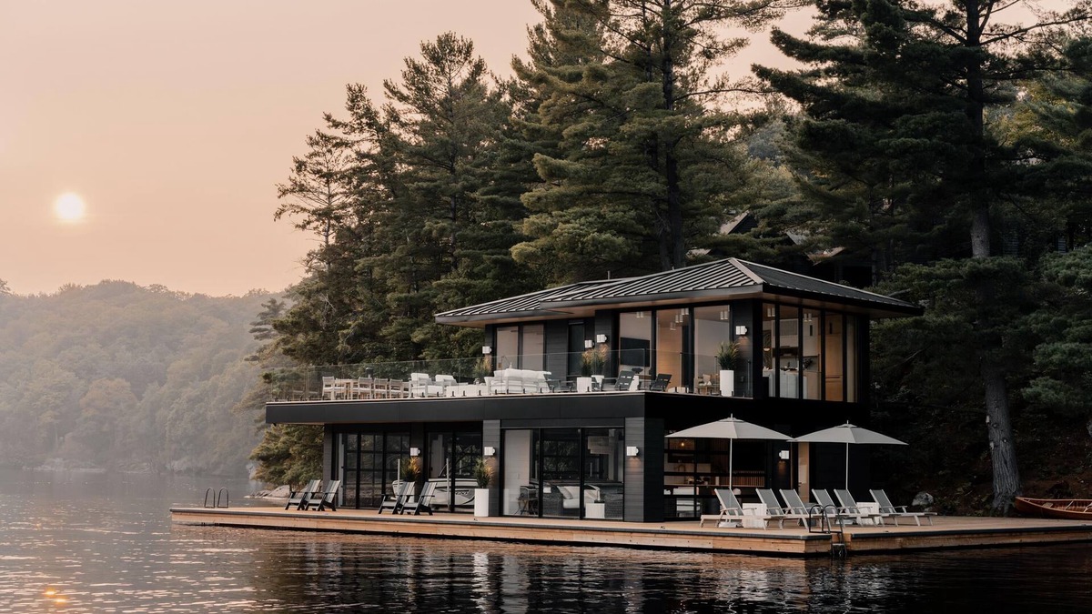 Minett Cottage | 5 bdrm, Lake Rosseau, SW Exposure,! Gorgeous Sunsets! New Boathouse!