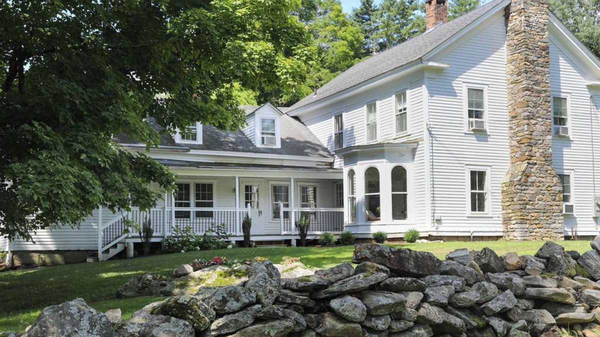 Southfield Other | 5-bed Colonial Berkshires Farmhouse, aka Grandaddy's House, Family Friendly home