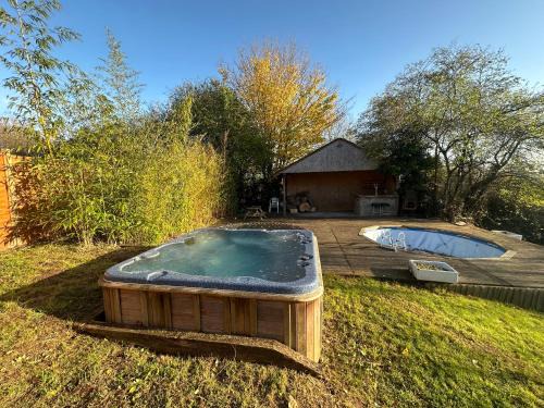 Powick House | 5 bed house with hot tub