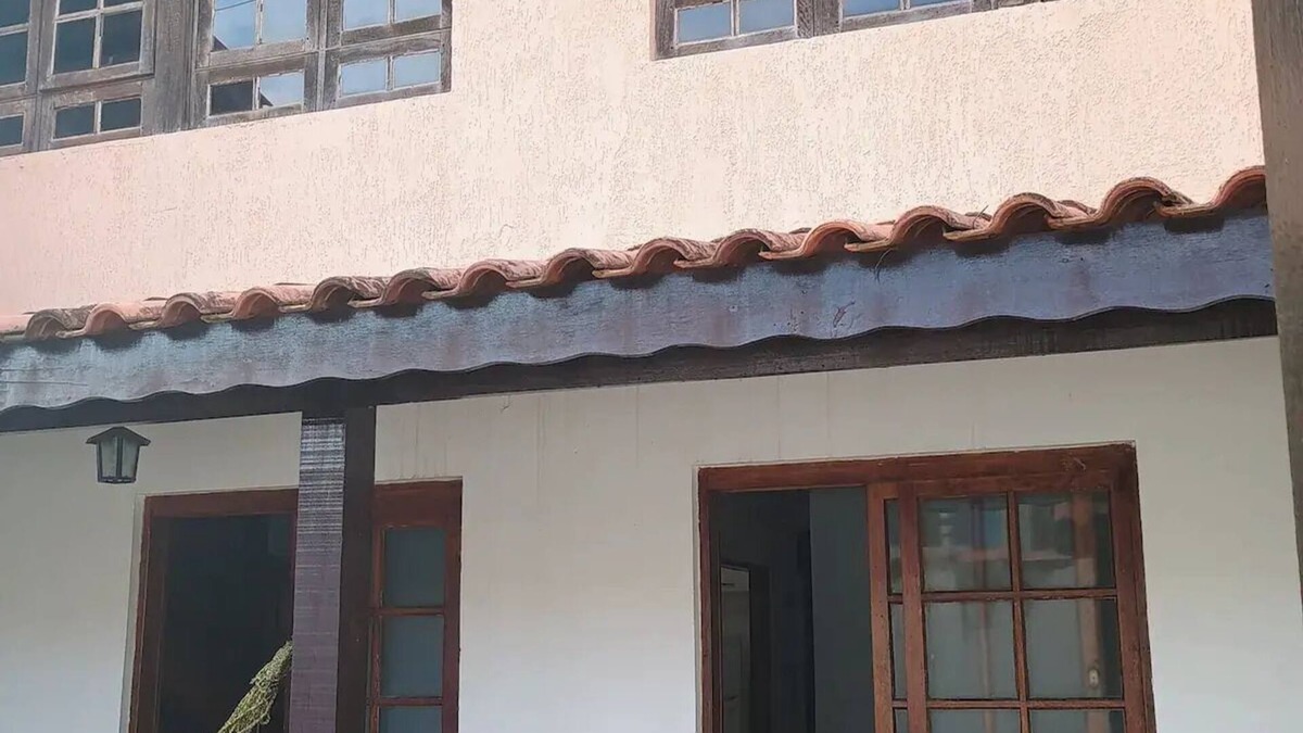 Jardim Primavera House | 5 bedroom house for companies and families