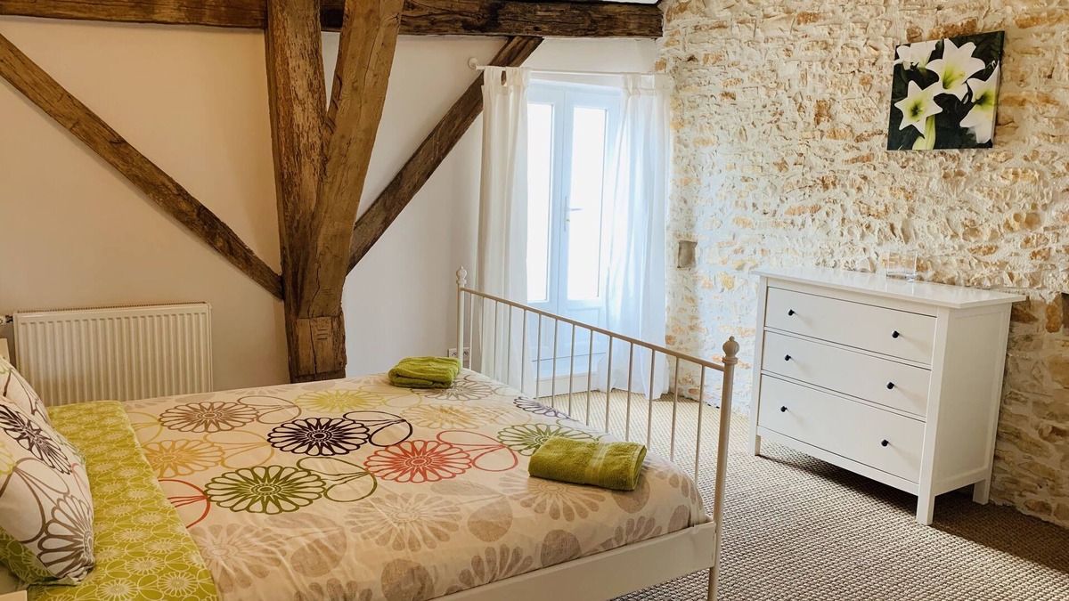 Souffrignac House | 5 BEDRM HSE & POOL, CHARENTE-PERIGORD VERT 1KM FROM THE DORDOGNE