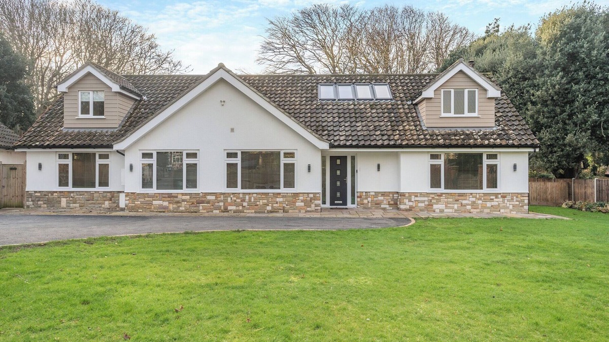 Overstrand Cottage | 5 bedroom accommodation in Overstrand