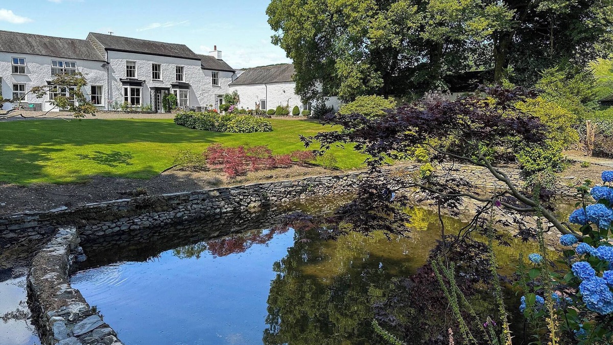Lowick Cottage | 5 bedroom accommodation in Lowick, near Coniston