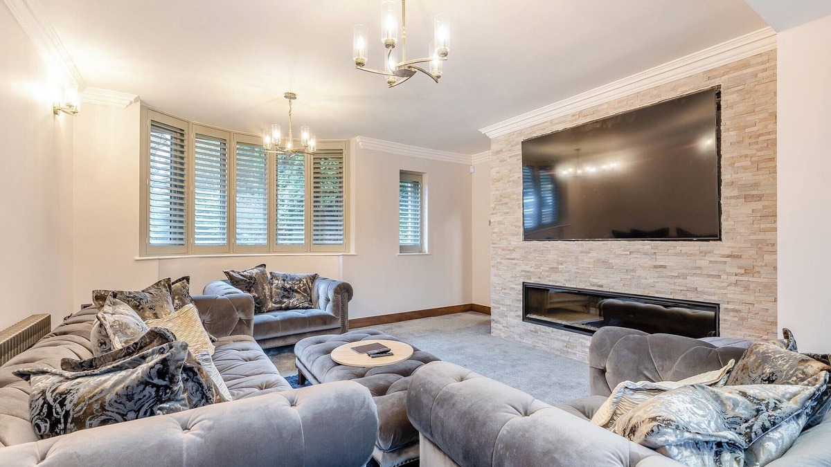 Cromford Cottage | 5 bedroom accommodation in Cromford, near Matlock Bath