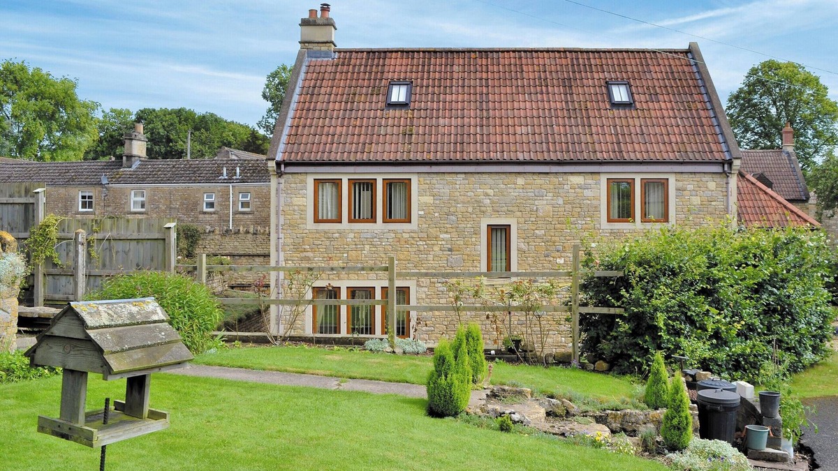 Wellow Cottage | 5 bedroom accommodation in Wellow, near Bath