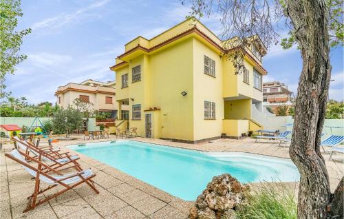 Campo Ascolano House | 5 Bedroom Amazing Home In Torvaianica