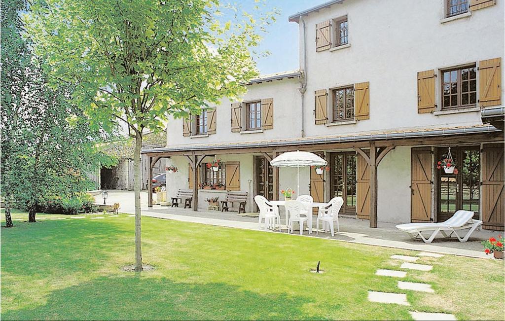 Louzy House | 5 Bedroom Awesome Home In Louzy