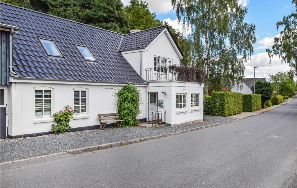 Sporup House | 5 Bedroom Awesome Home In Sporup