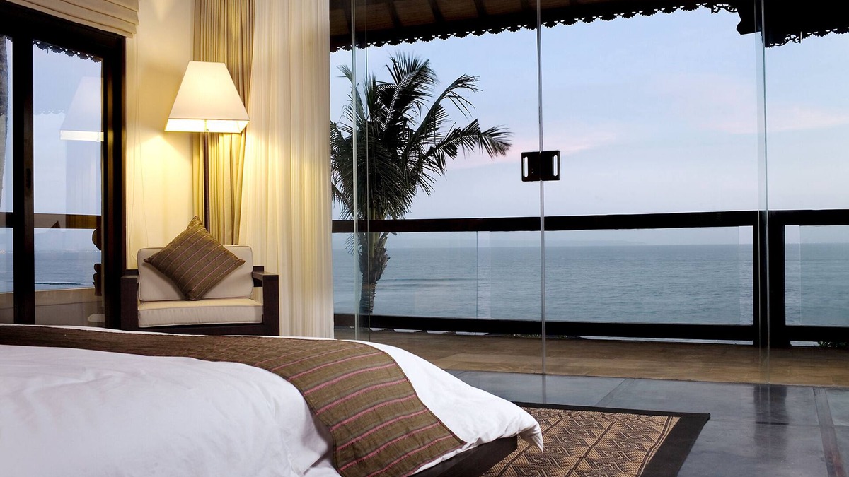 Cemagi Villa | 5 Bedroom Beachfront Villa - Seseh Beach, Bali