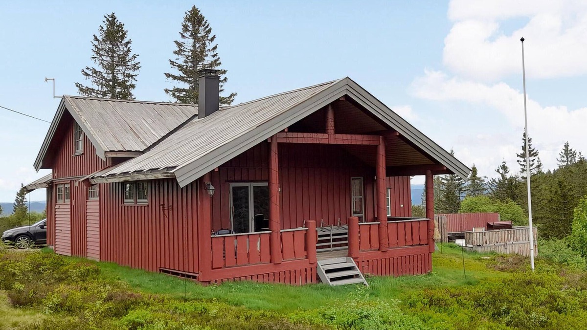 B House | 5 bedroom cozy home in Lifjell