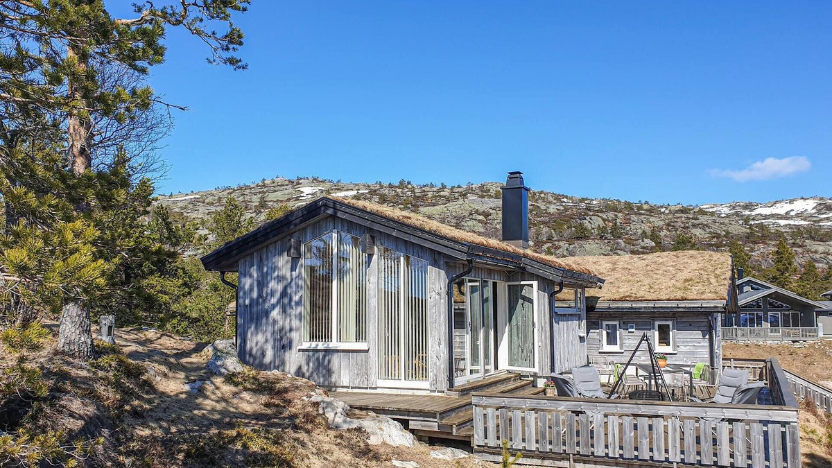Øvre Ramse House | 5 bedroom lovely home in Dølemo