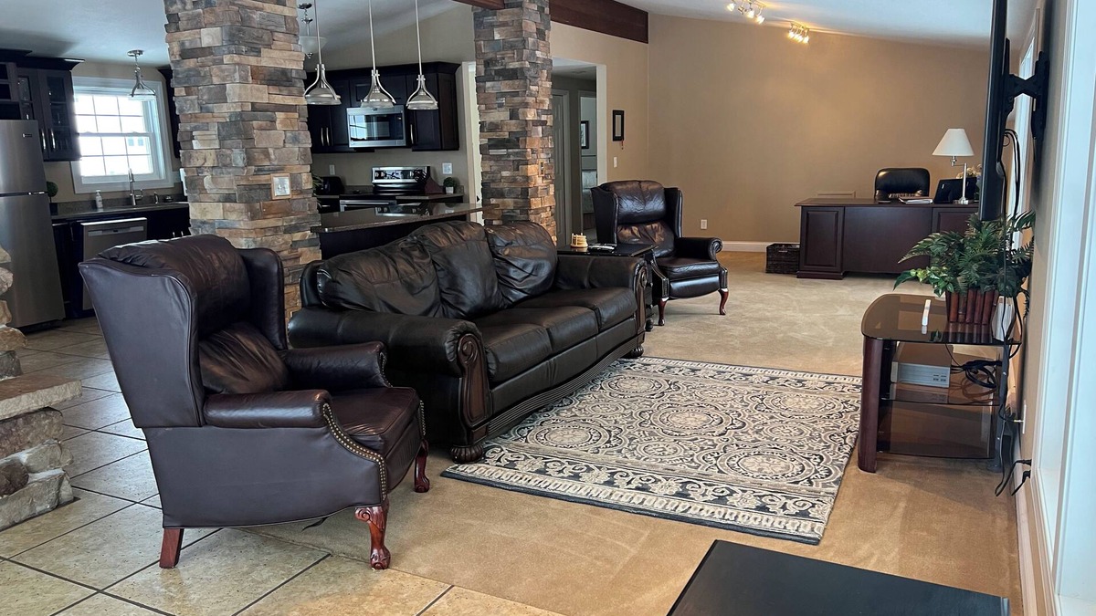 Phillips House | 5-Bedroom Luxury Lake Home W/600' with Pure Sand Swimming & 2.5Acre Private Lot