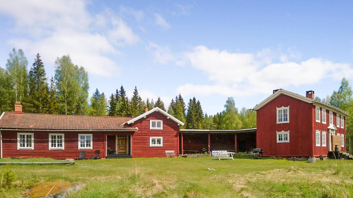 Vallsta House | 5 bedroom pet friendly home in Vallsta