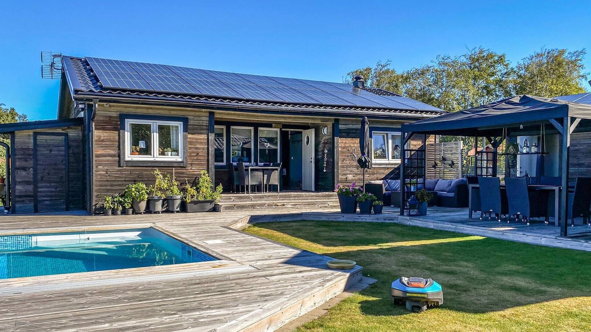 Mellbystrand House | 5 bedroom stunning home in Mellbystrand