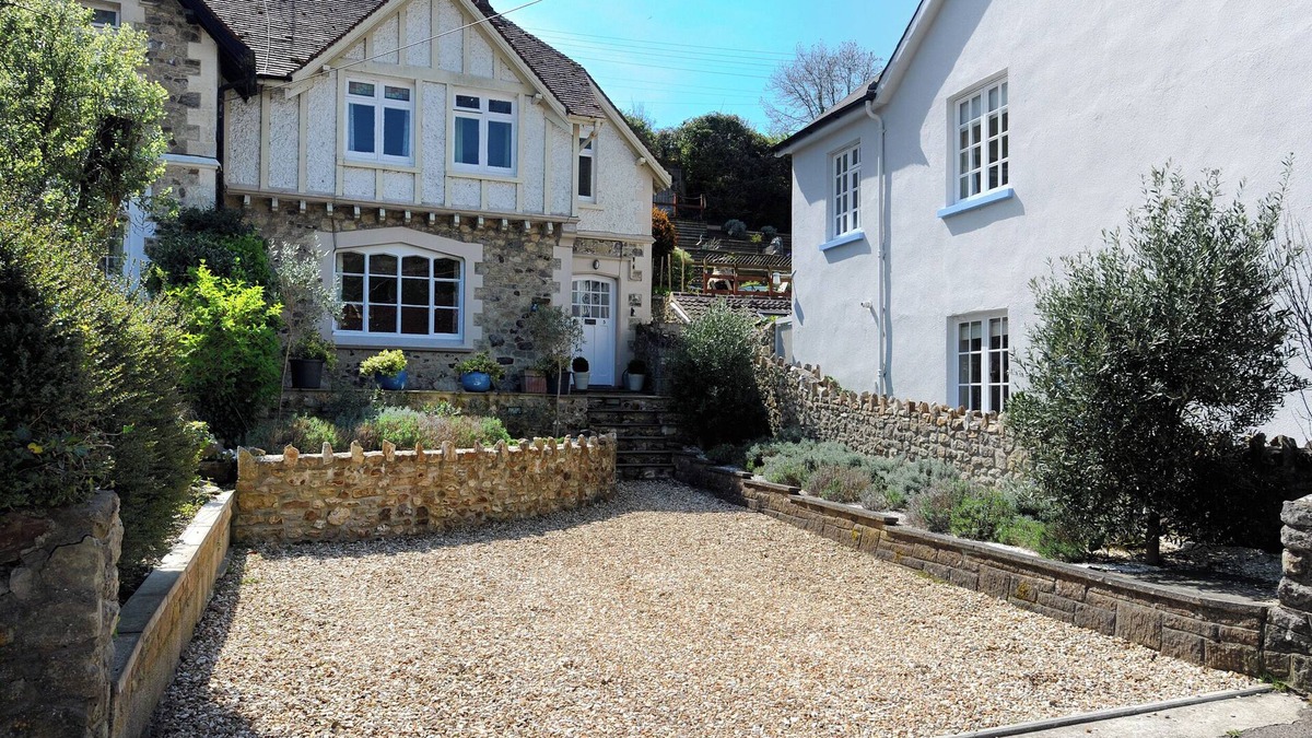 Beer Cottage | 5 BELMONT TERRACE, pet friendly, country holiday cottage in Beer