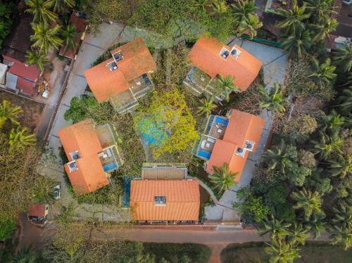Uttorda Villa | 5-BHK Villa With Common Pool & Lift Near Beaches