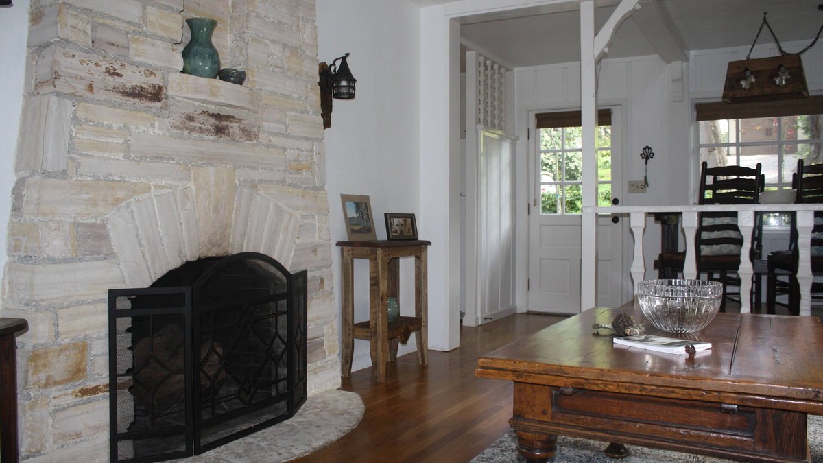 Northeast Carmel House | 5 blks to town, 10 minute walk to beach, quiet neighborhood classic Carmel home