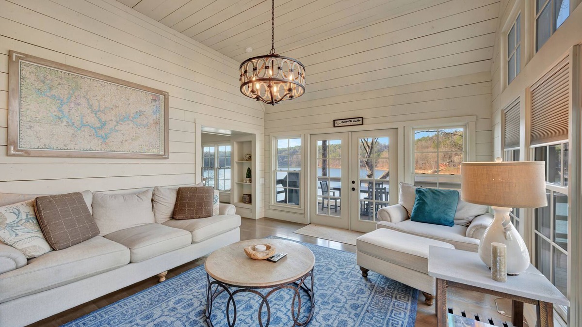 Crane Hill House | 5 BR 4.5 BA Largest house Gated neighborhood, Private dock, Few Steps,