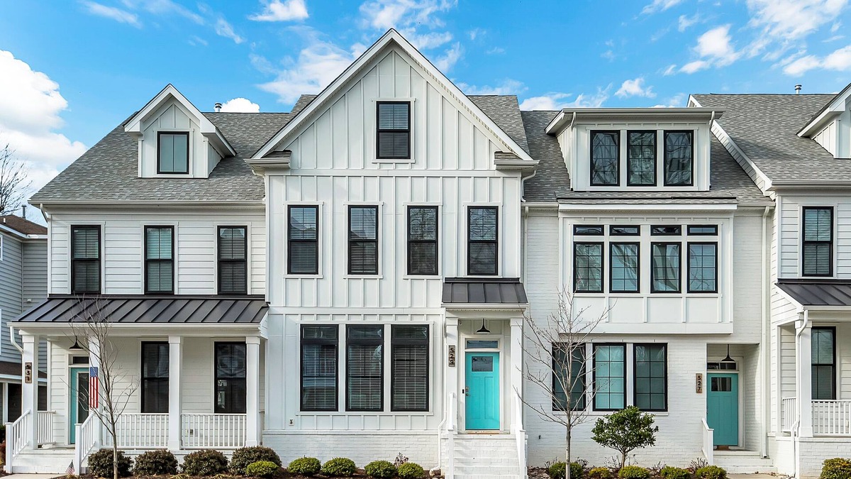 Northeast Virginia Beach House | 5 BR Beauty, Spacious in Best Location! <3 of VIBE District