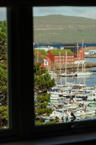 Torshavn Apartment | 5 BR Penthouse Apartment/Downtown/Marina