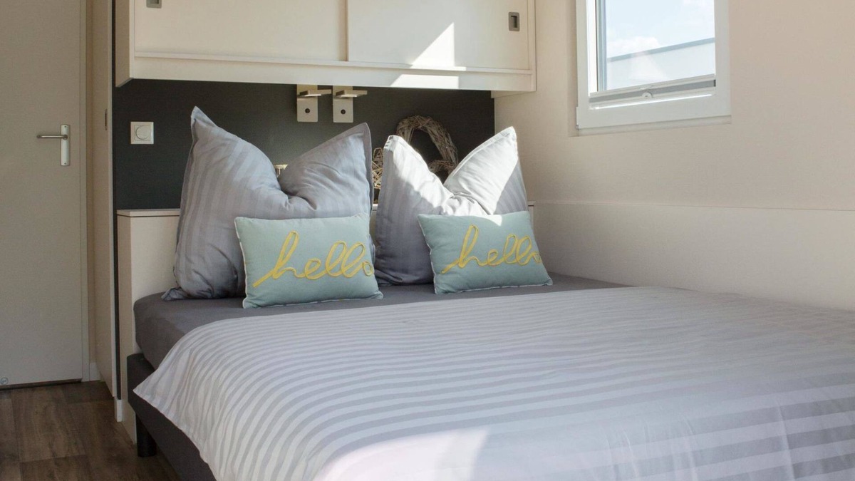 Laasow Boat Rental | 5. floating vacation home Lutki - Floating vacation homes Gräbendorfer See