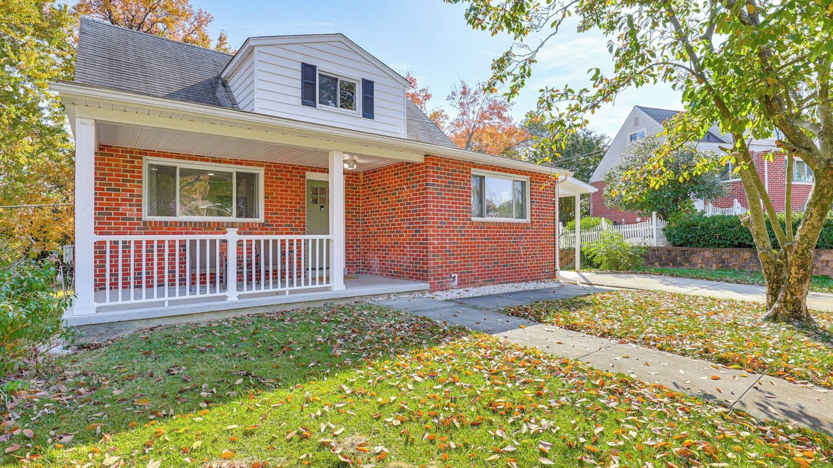 Rosedale House | 5 Mi to Downtown Baltimore: Quiet Home w/Porch