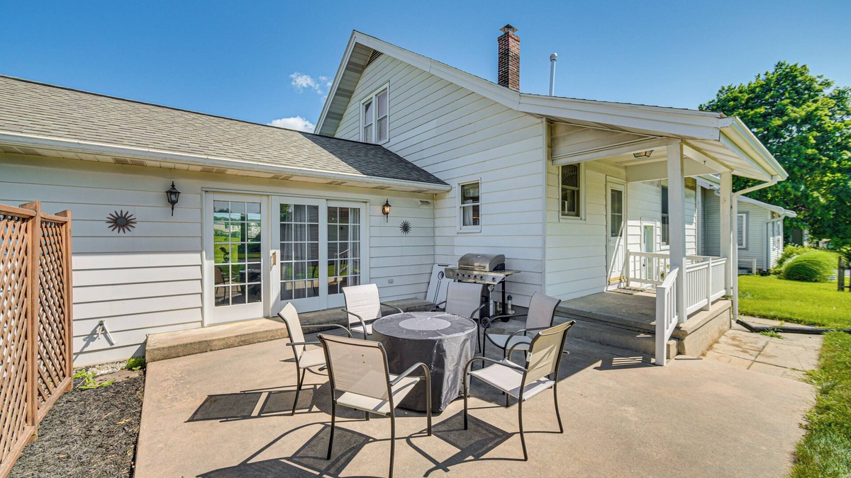 Annville House | 5 Mi to Hersheypark: Family Home w/Game Room