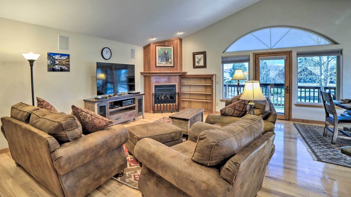 Pagosa Springs Condo | 5 Mi to Hot Springs: Condo in Pagosa Springs!