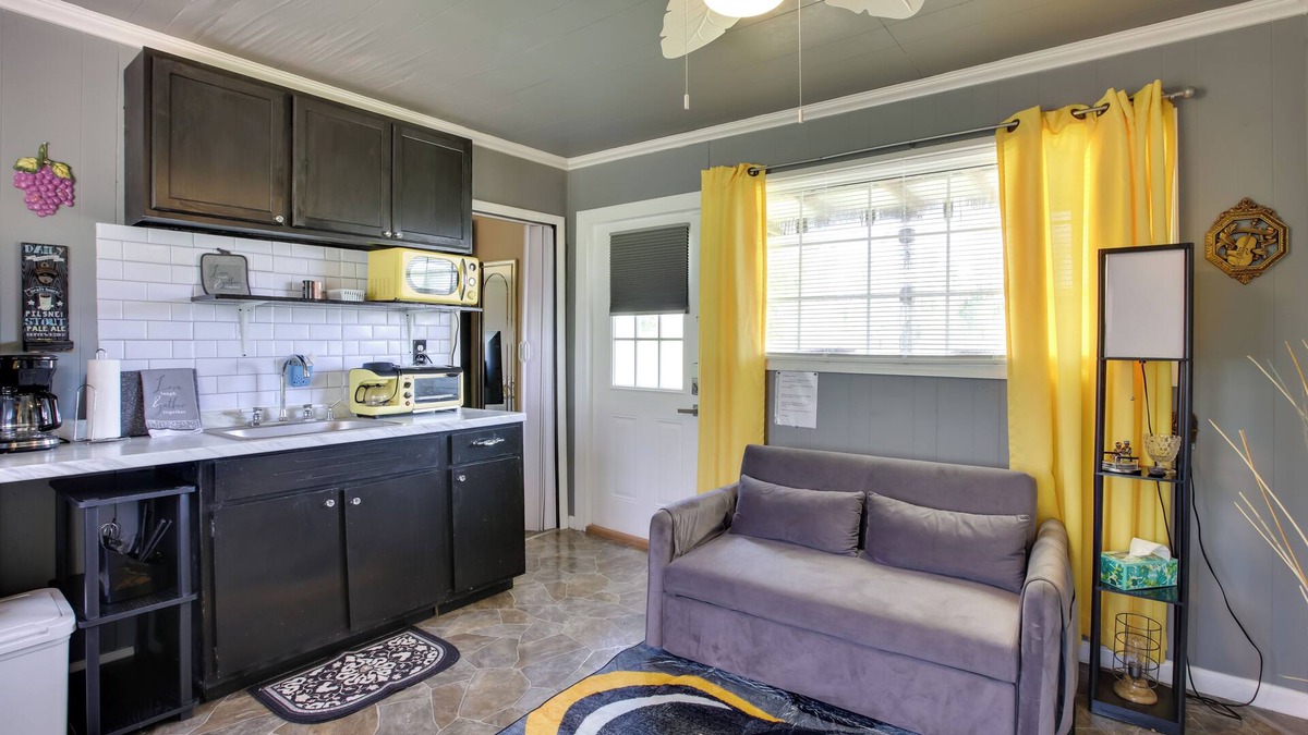 Glenwood Cottage | 5 Mi to Mt Vernon Shops: Peaceful Cottage!