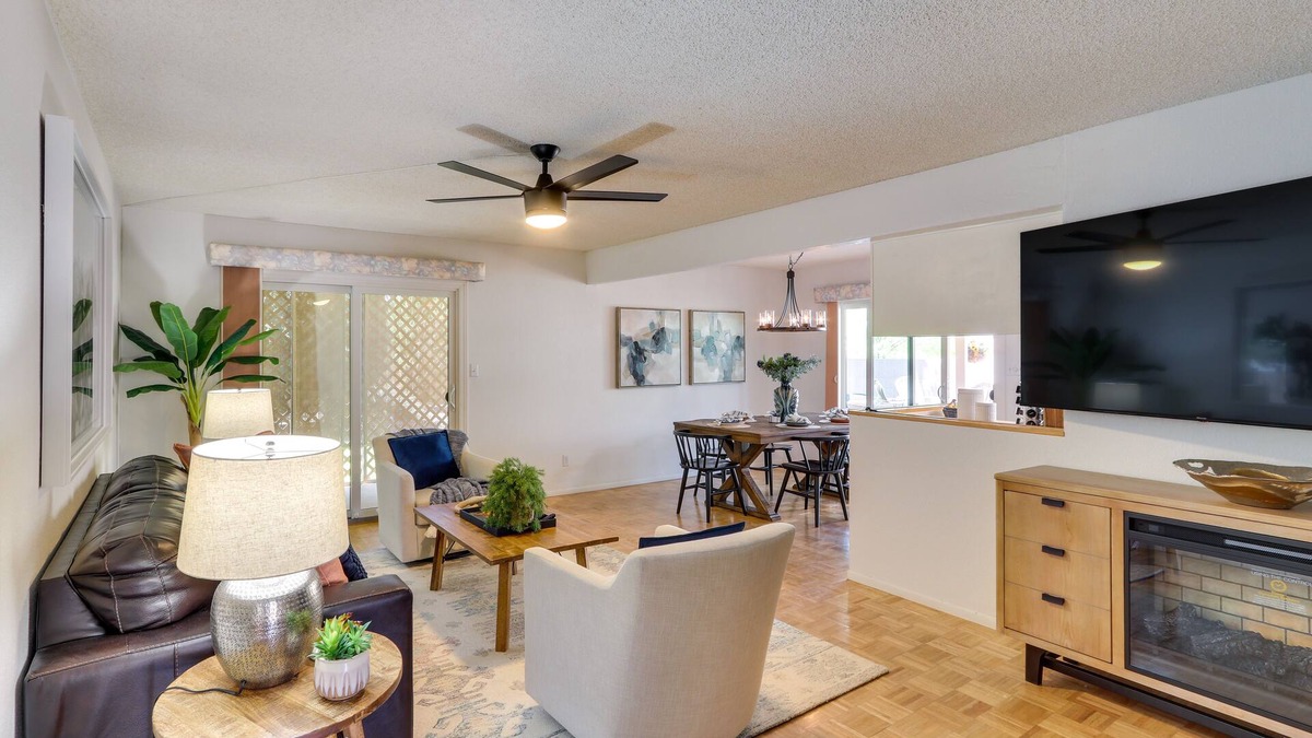 Sun Lakes House | 5 Mi to Ocotillo Golf Course: Chic Sun Lakes Home!