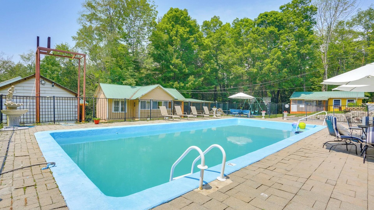 Mongaup Valley Cabin | 5 Mi to Swinging Bridge Reservoir: Cabin w/Pool!