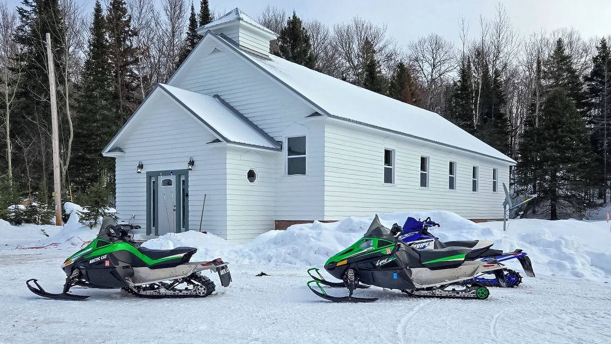 Toivola House | 5 Mi to Twin Lakes State Park: Renovated Church!
