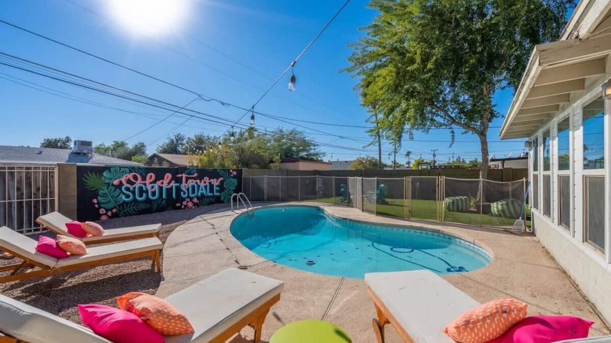 Cavalier Vista House | *5 Min to Old Town | Huge Backyard! | Golf 3 Min*